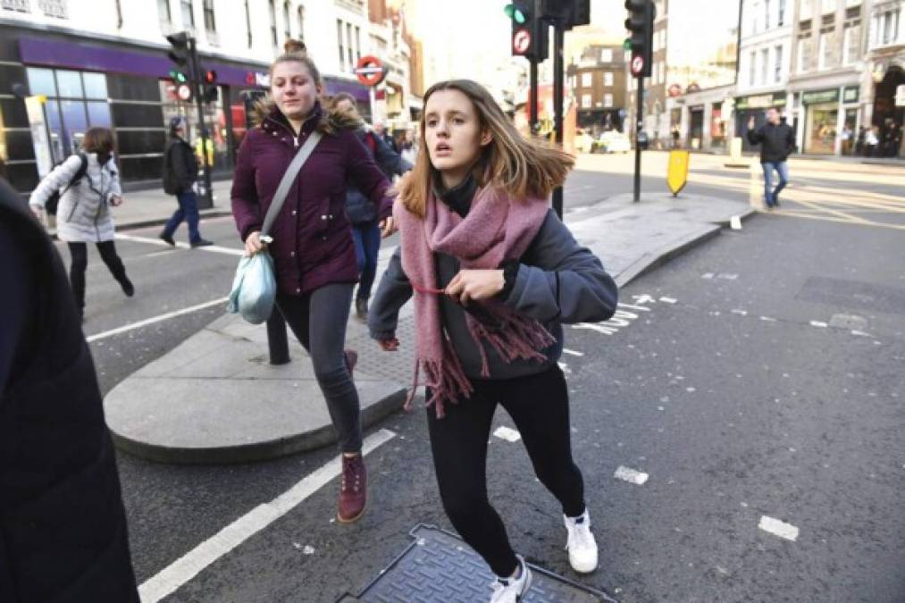 FOTOS: Zozobra en Londres tras ataque con cuchillo en emblemático puente