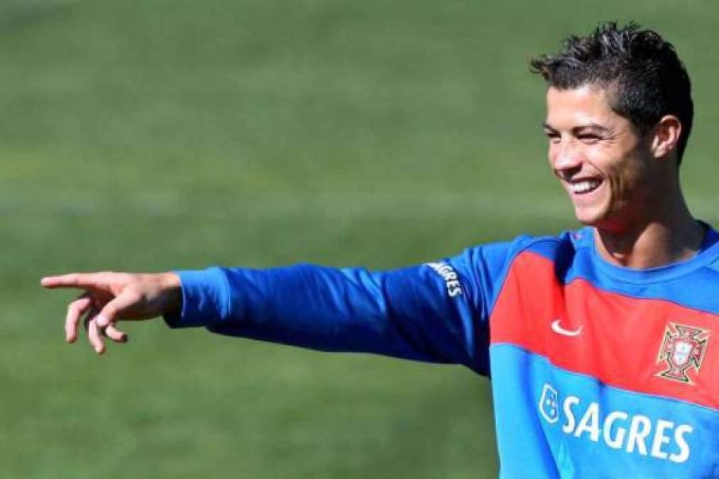 Los asombrosos cambios de look de Cristiano Ronaldo en el fútbol