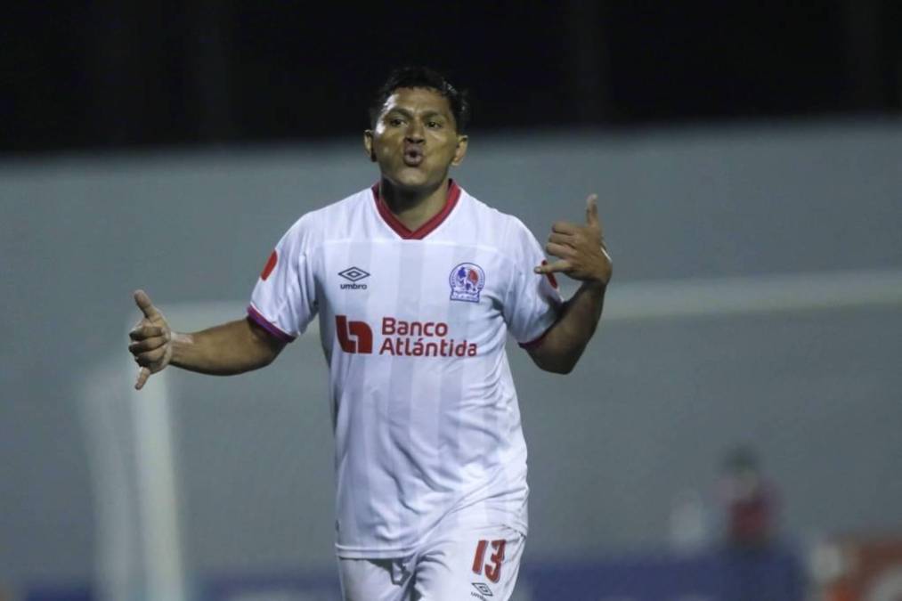 El once que Pedro Troglio utilizaría ante el Alajuelense