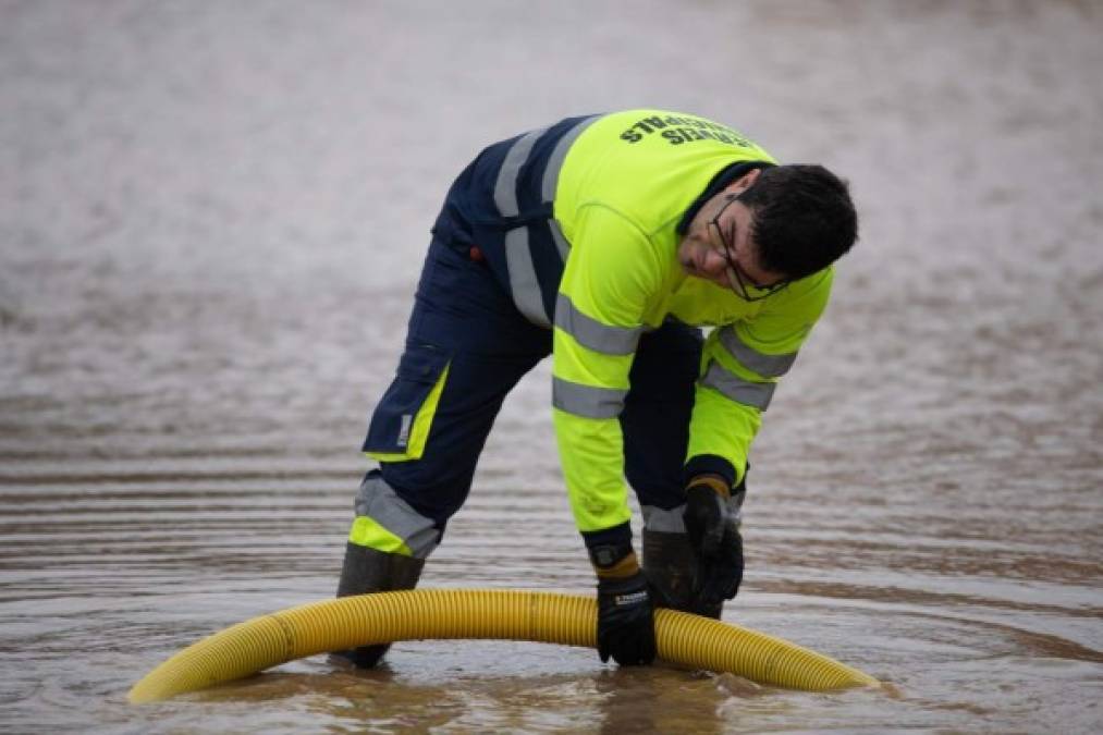 Potente tormenta Gloria en España ya deja 11 muertos y 5 desaparecidos