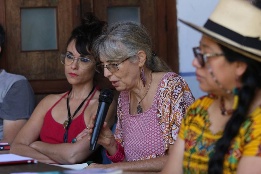 Poetas extranjeros visitan el VI Festival de Los Confines
