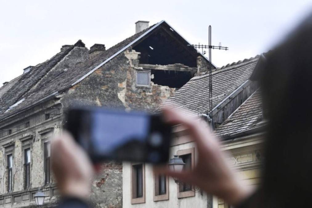 Muertos, heridos y severos daños: El saldo del potente sismo en Croacia (FOTOS)