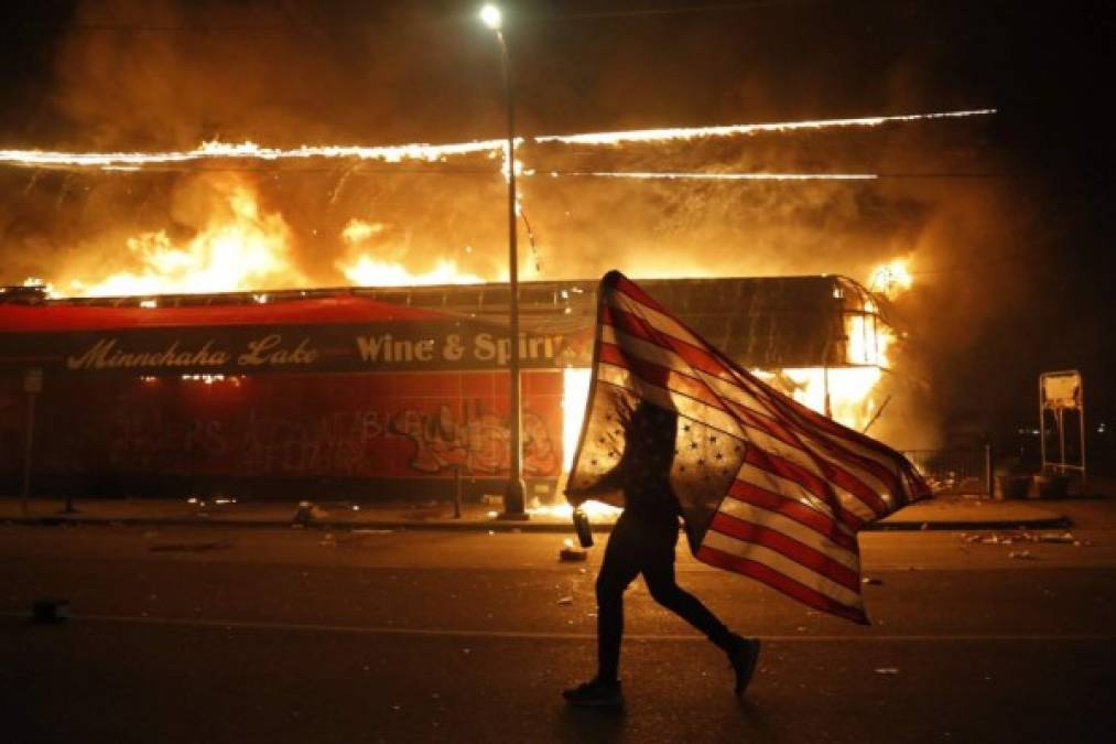 Las 18 imágenes más impactantes de las protestas por George Floyd