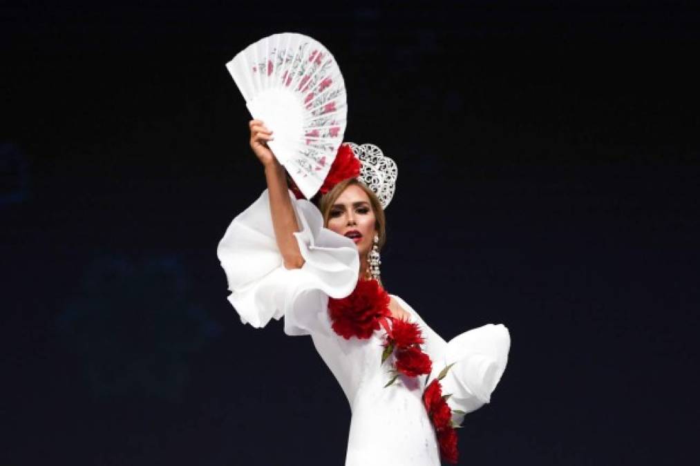 FOTOS: Así lució Miss España Universo 2018, Ángela Ponce, en el desfile en traje de baño en Bangkok, Tailandia
