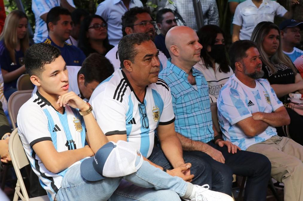 Así viven la final del Mundial de Qatar en la Embajada de Argentina en Honduras