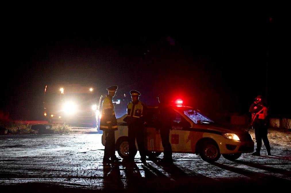 Policía rusa resguarda zona del accidente aéreo donde murió el líder del Grupo Wagner, Yevgeny Prigozhin