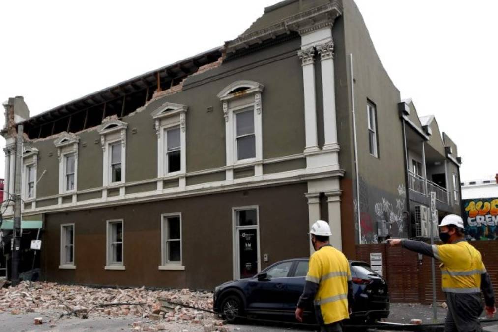 Edificios derrumbados y postes a punto de caer: los daños tras el sismo en Australia