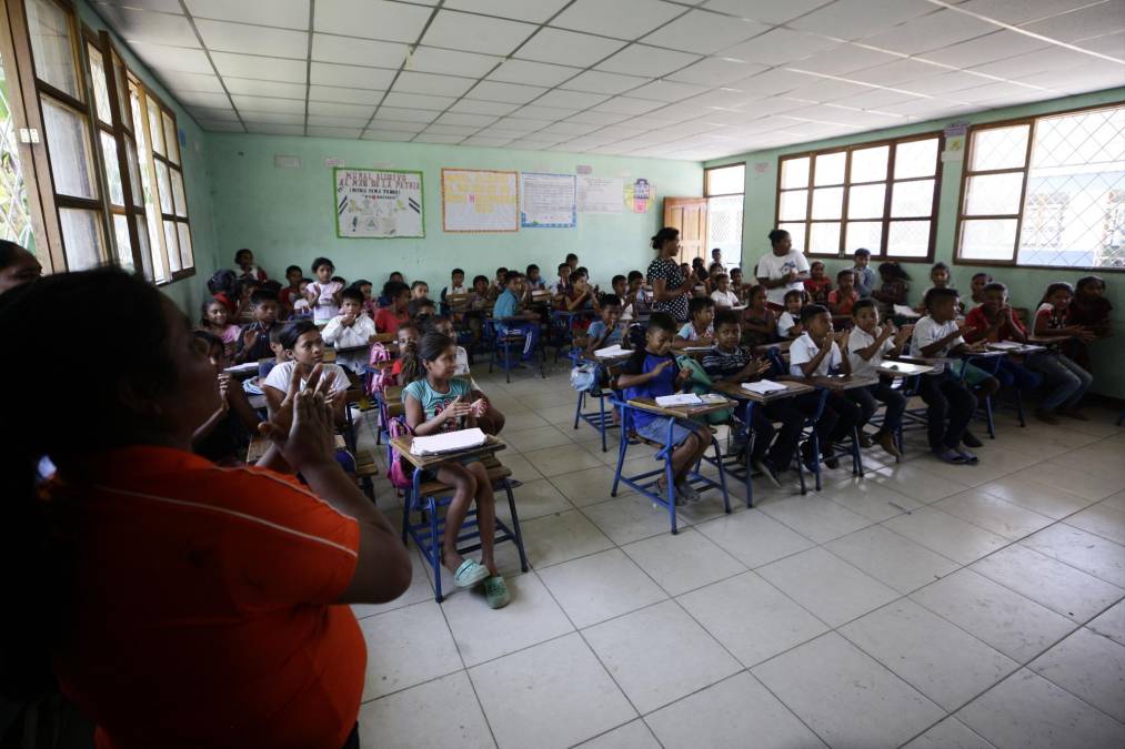 Así se educan los niños hondureños en escuelas de Nicaragua