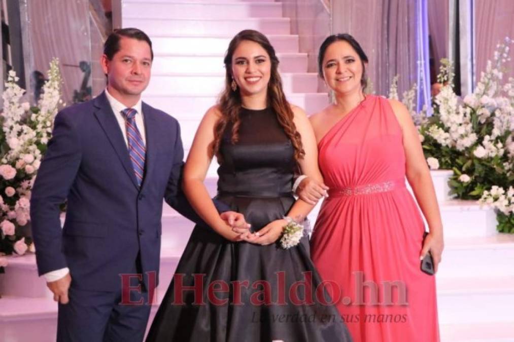 FOTOS: Del Campo School derrochó estilo y glamour en la Prom 2019