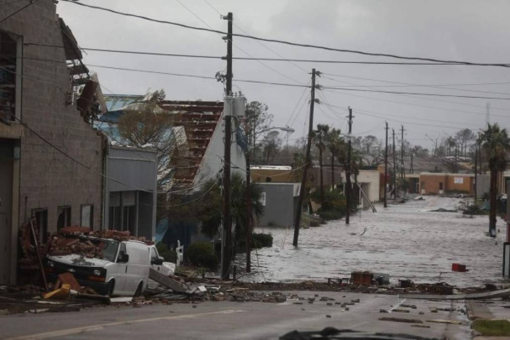 FOTOS: Los daños provocados tras la llegada del Huracán Michael a Florida