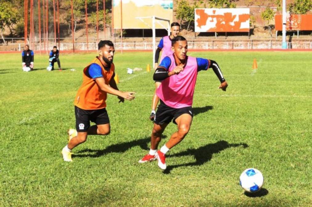 Así fue el entreno de Olimpia mientras llega su nuevo técnico