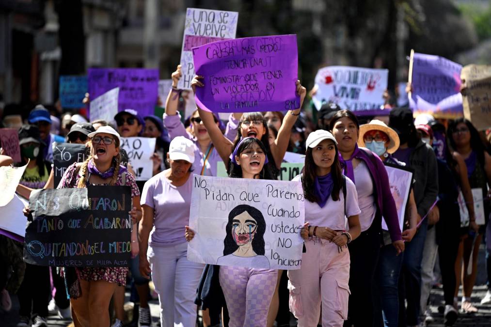 Día Internacional de la Mujer: inmensas movilizaciones se registran en el mundo