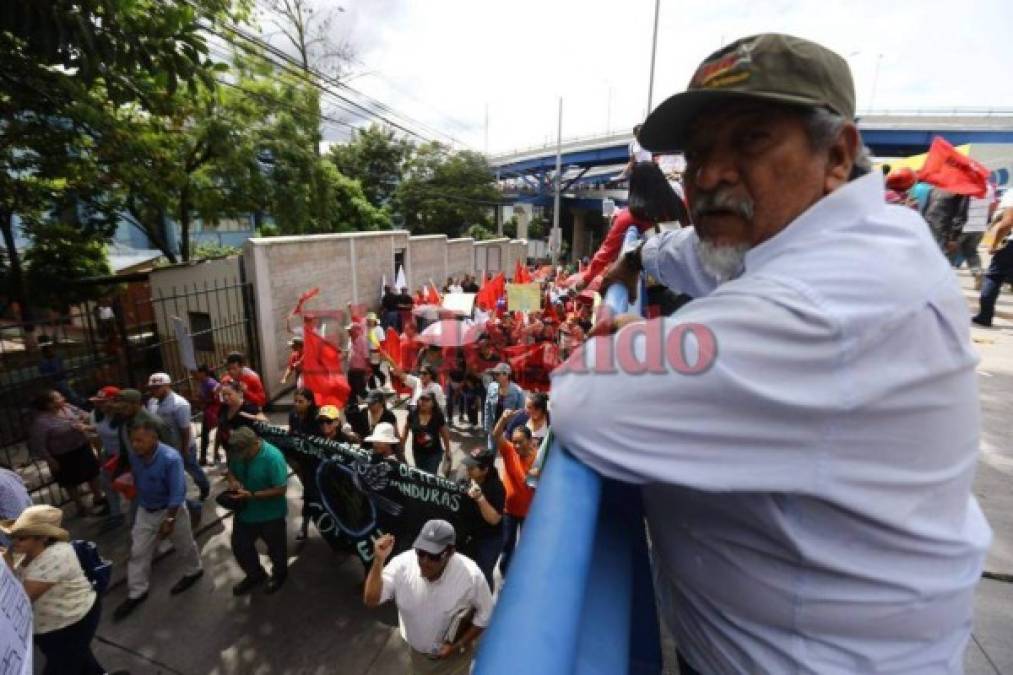 FOTOS: Así fue la marcha de la Oposición en la capital de Honduras