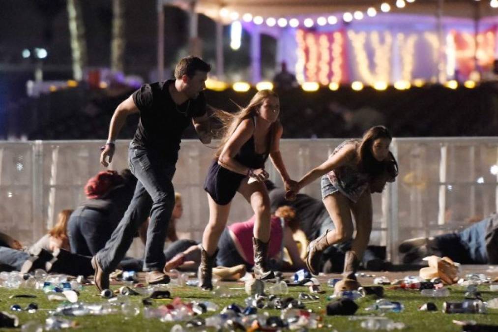 FOTOS: Los momentos más dramáticos del ataque en Las Vegas