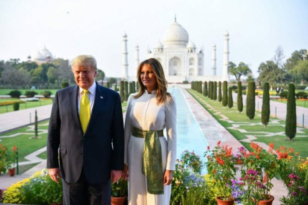 Regia y elegante, el look de Melania Trump en su visita a India