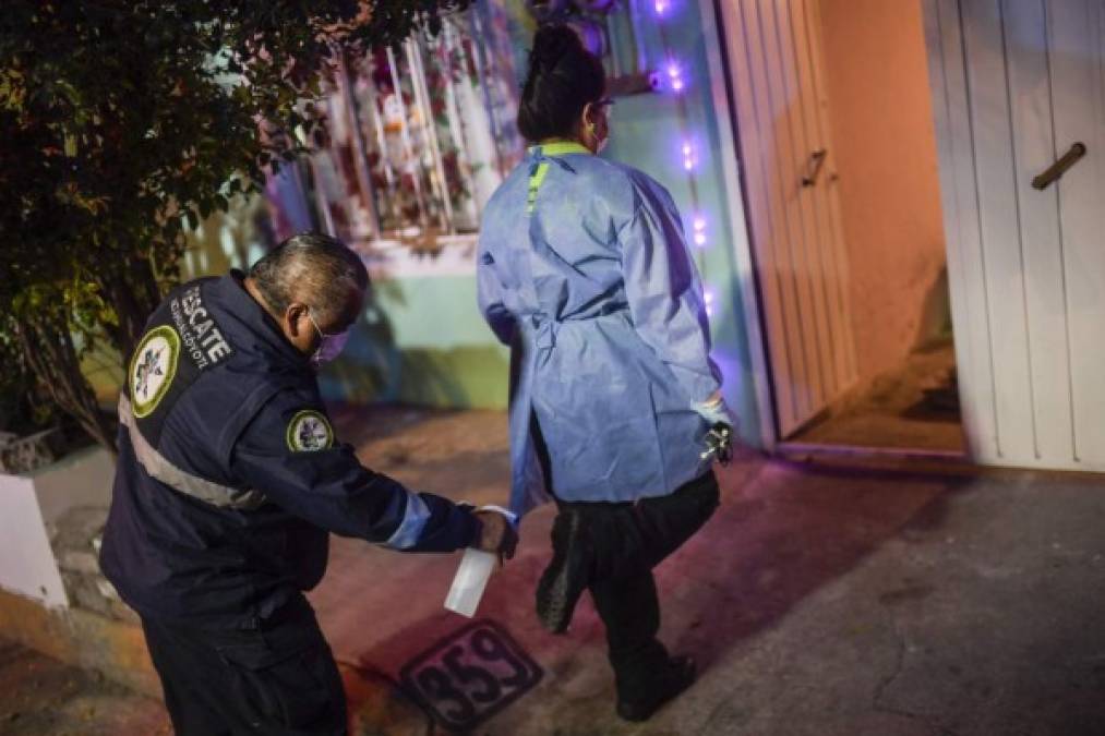 México se lanza a las calles en cacería de infractores ante repunte de covid-19 (FOTOS)