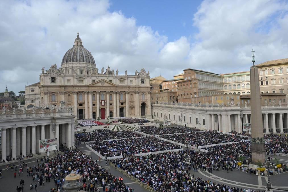 Papa Francisco encabezó celebración del Domingo de Ramos