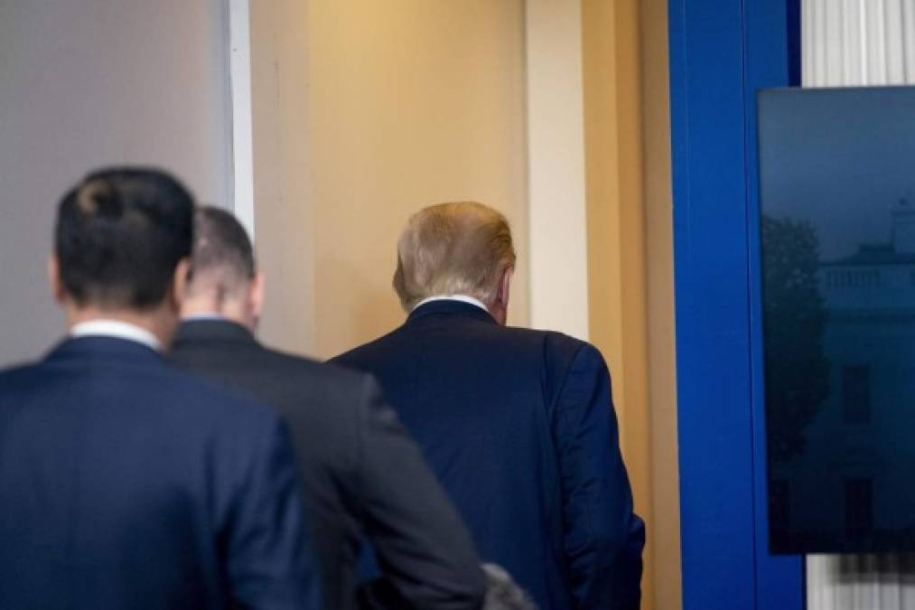 Así fue evacuado el presidente Donald Trump tras tiroteo fuera de la Casa Blanca (FOTOS)