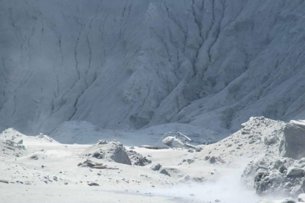 Las impresionantes imágenes de la erupción de volcán en Nueva Zelanda