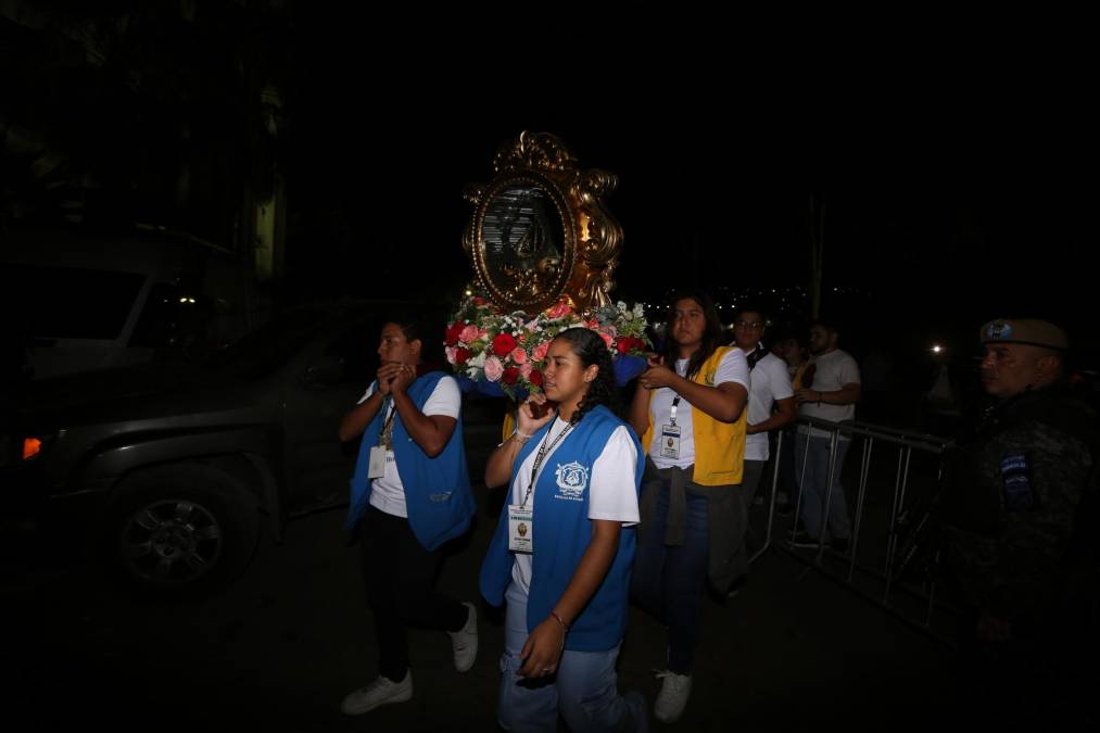 Hondureños celebran 277 años de aniversario del hallazgo de la Virgen de Suyapa
