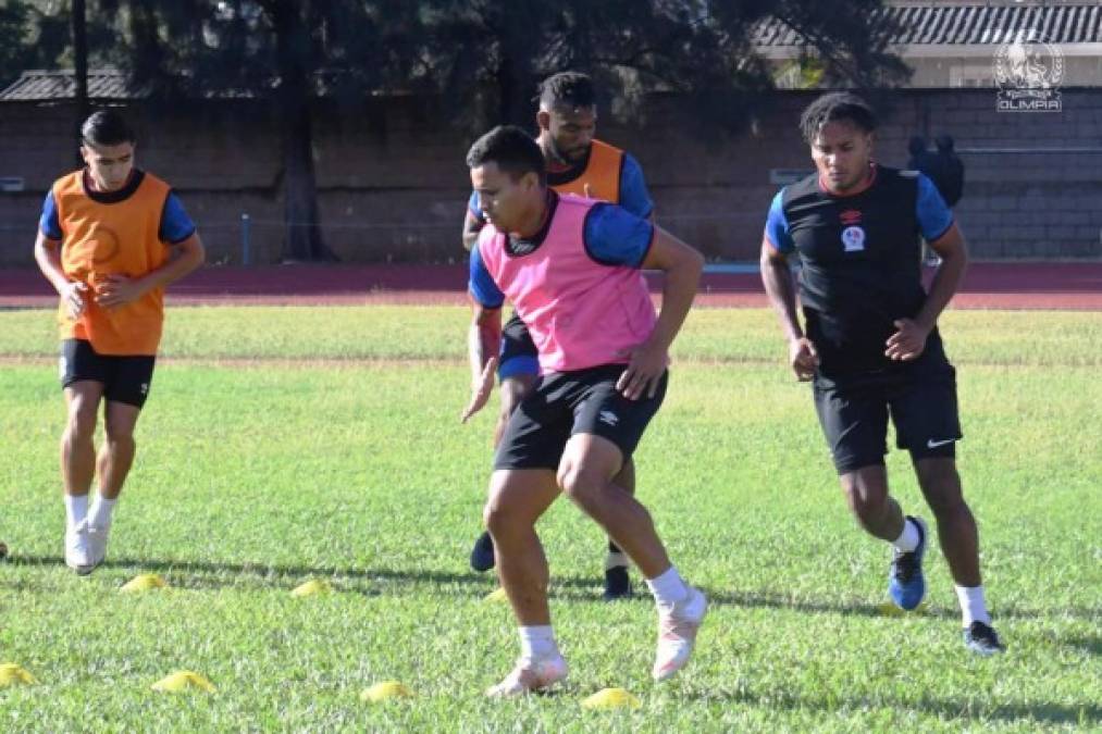 Así fue el entreno de Olimpia mientras llega su nuevo técnico