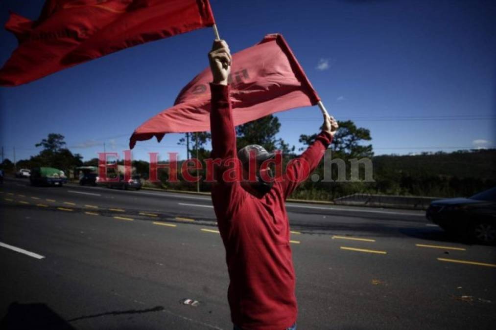 Militantes de Libre protestan en Zambrano por juramentación de Jorge Cálix (FOTOS)