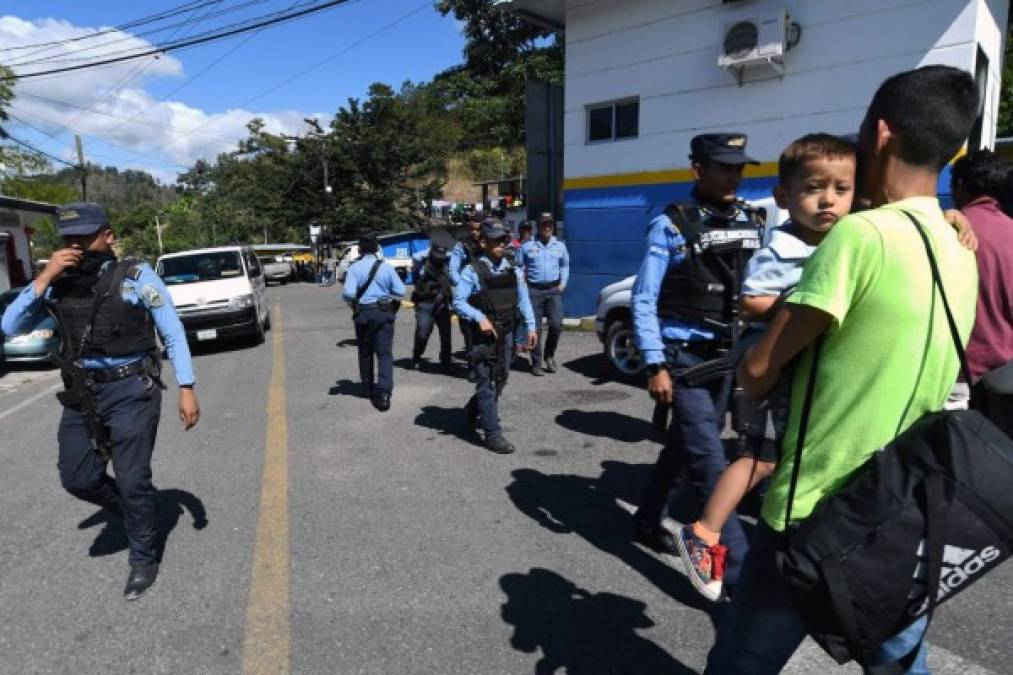 Las tristes imágenes que dejó la segunda gran caravana de hondureños al llegar a la frontera con Guatemala