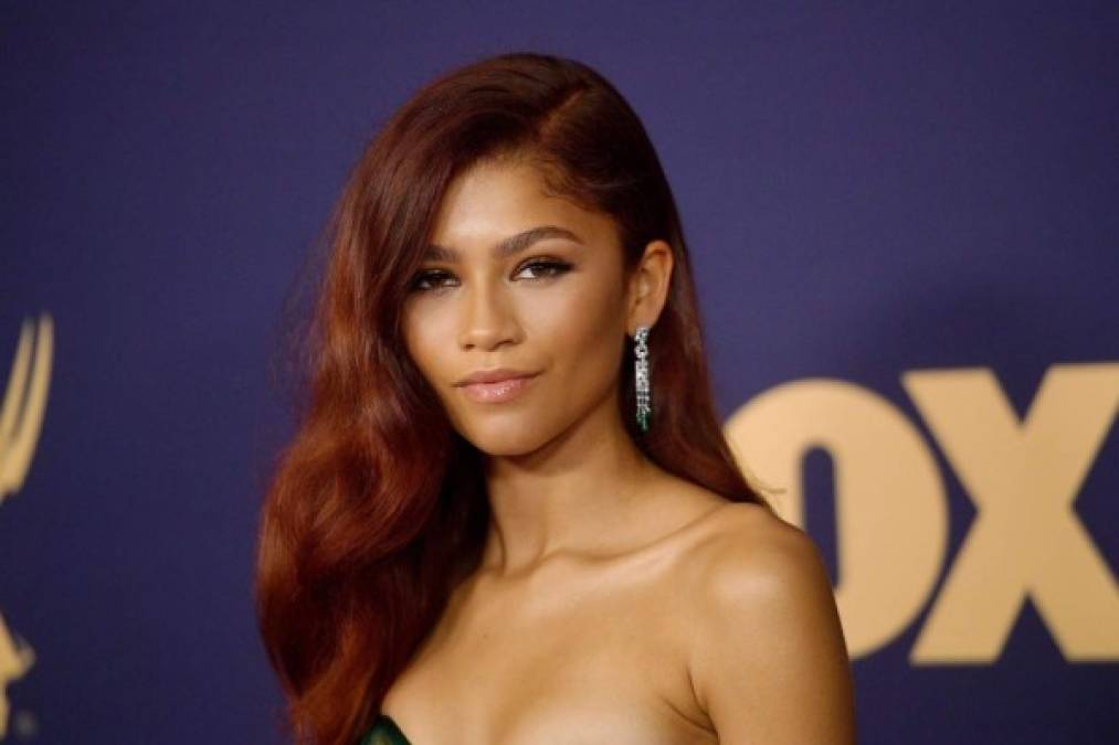 FOTOS: Zendaya luce vestido de infarto en la entrega de Premios Emmy 2019