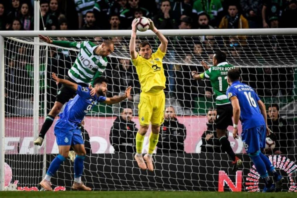 FOTOS: La retirada de 'El Santo' Casillas, una leyenda del fútbol español