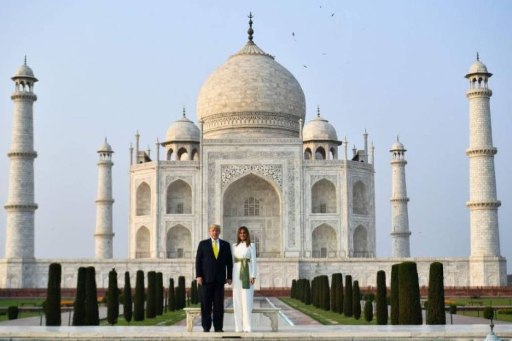 Regia y elegante, el look de Melania Trump en su visita a India