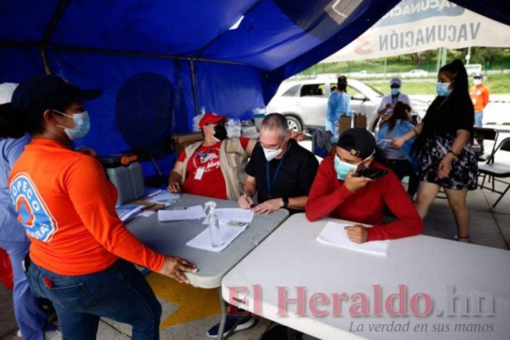 Con vacuna Moderna, así se desarrolló el inicio de la Sexta Jornada de vacunación