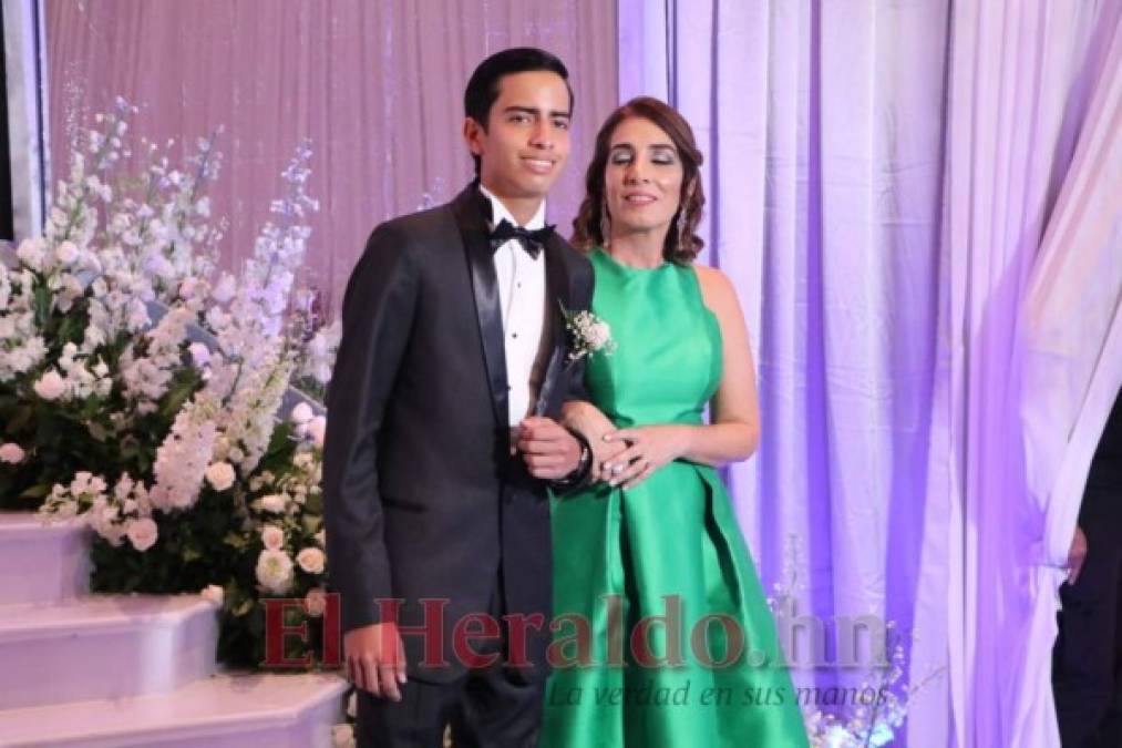 FOTOS: Del Campo School derrochó estilo y glamour en la Prom 2019