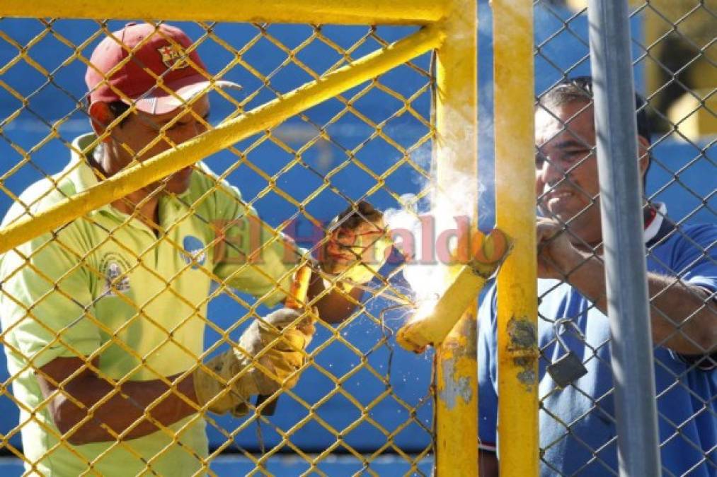 Destrucción y daños en el estadio Morazán tras disturbios en la semifinal Real España vs Marathón