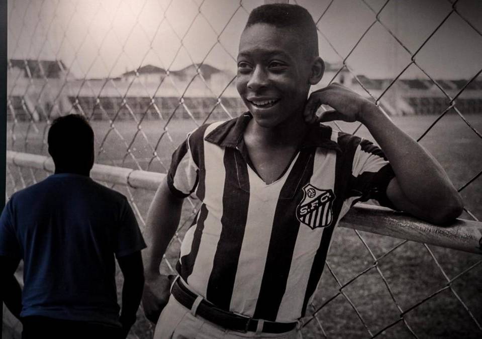 Estas son las principales fechas que marcaron la vida del ‘Rey’ Pelé, considerado el mejor jugador de la historia del fútbol, fallecido este jueves a los 82 años.
