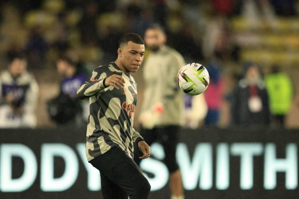 Luis Enrique saca a Mbappé y el jugador responde con una rebeldia