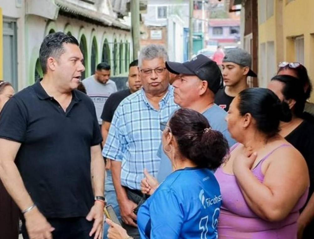 Juan Diego Zelaya evalúa daños y escucha a las familias afectadas por lluvias en la capital