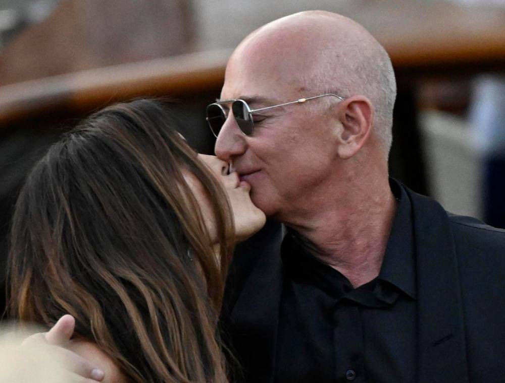 Entre lujos y celebridades, Jeff Bezos y Lauren Sánchez concluyen su boda de tres días en Venecia