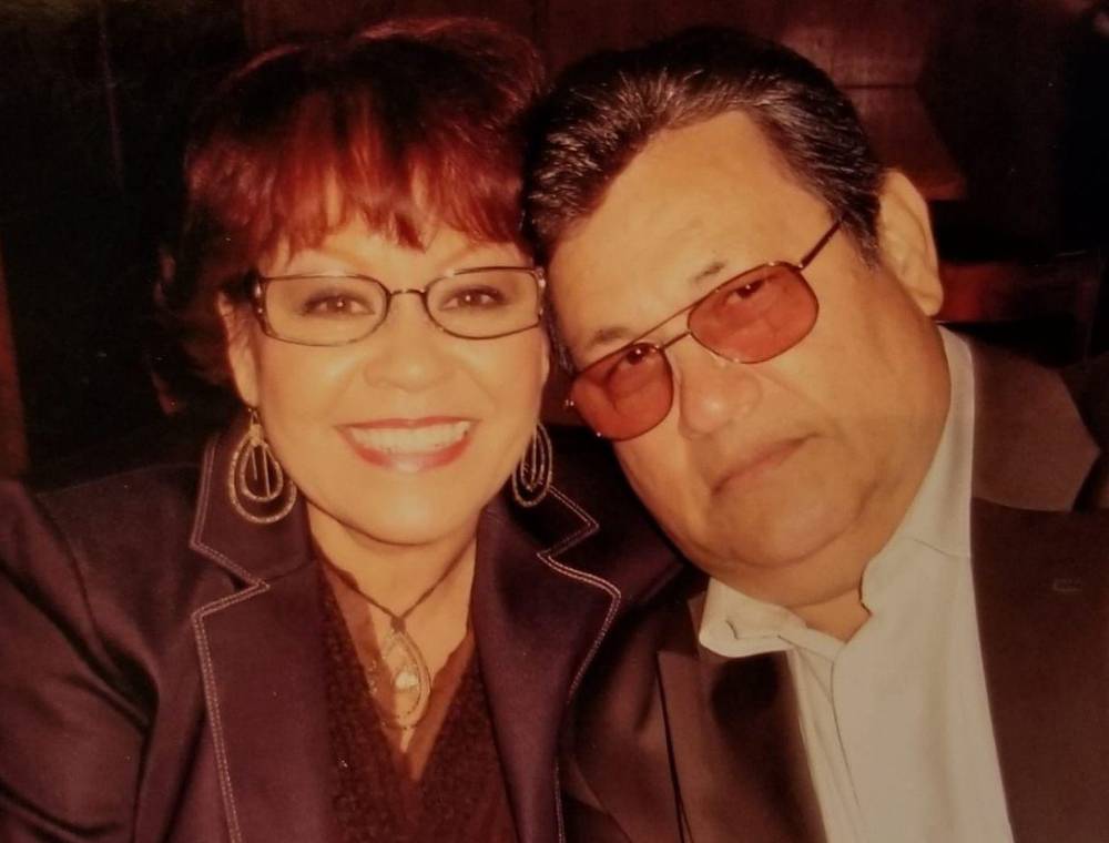 Hermano de Selena revela detalles de la muerte de Abraham Quintanilla