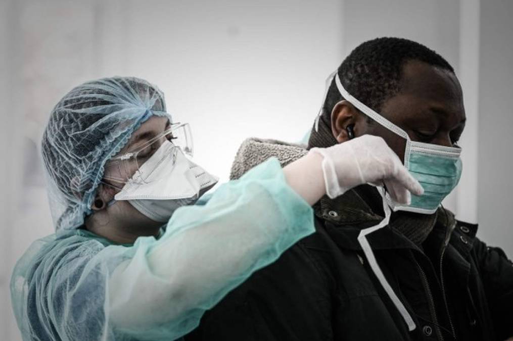 FOTOS: Coronavirus se ensaña con el mundo y deja más de 25 mil muertos