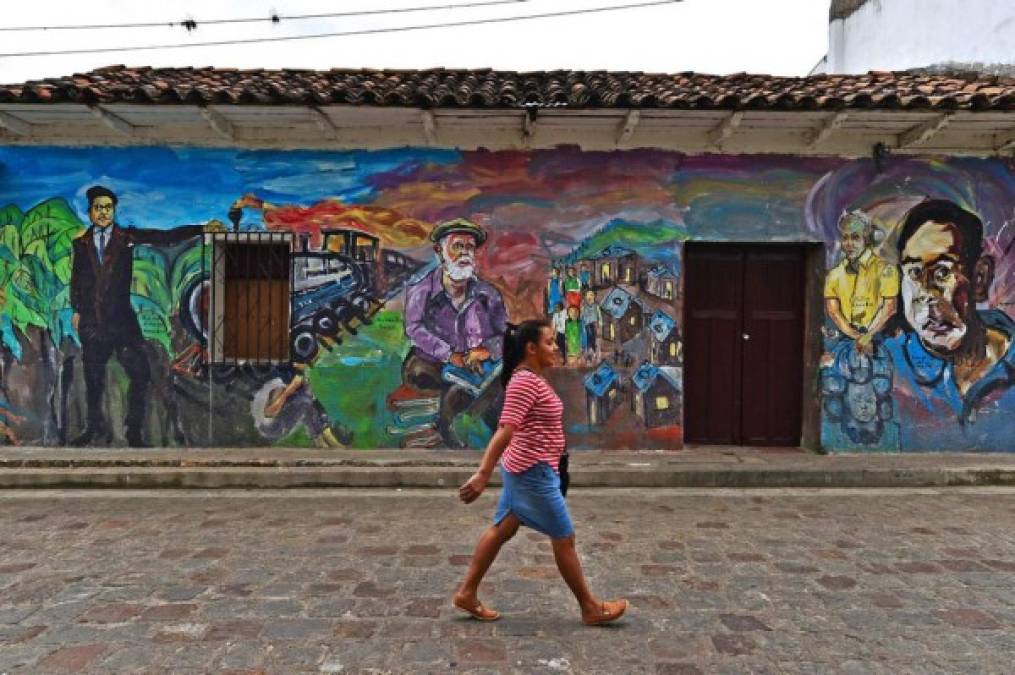 Cantarranas, una exposición permanente de arte al aire libre  