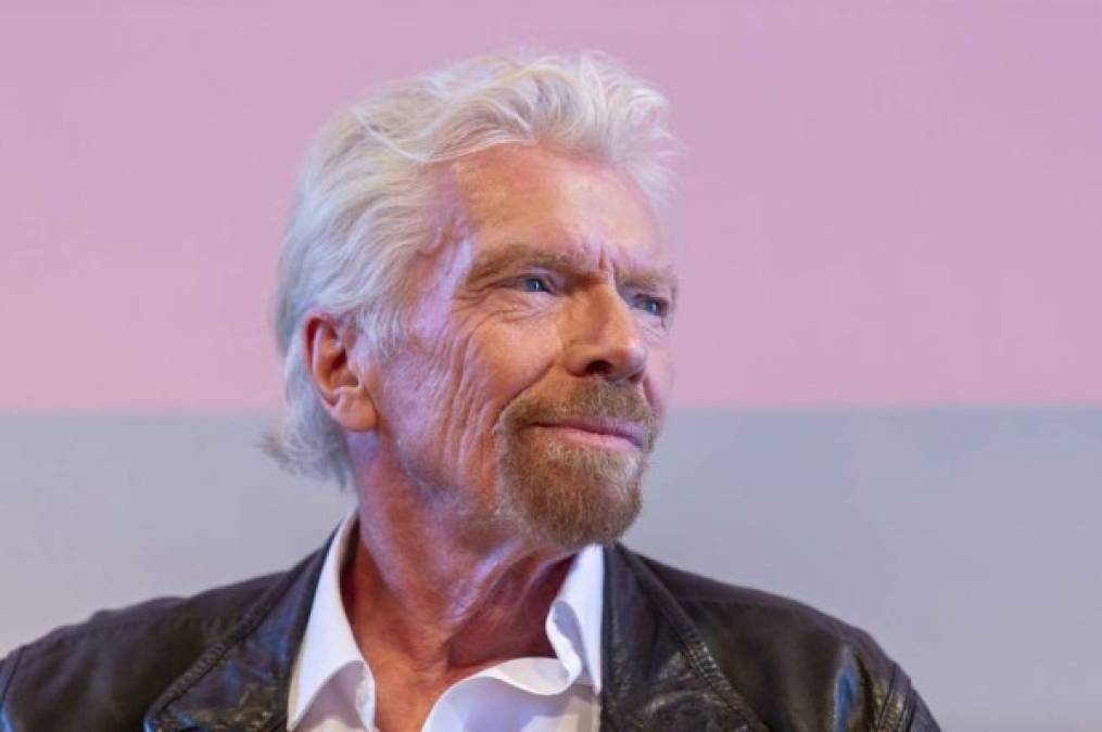 ¿Quién es Richard Branson, el multimillonario que viajó al espacio en su propio avión?