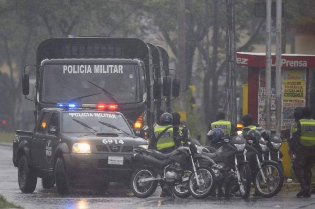 El espectacular operativo para trasladar los reos de la cárcel de San Pedro Sula a El Pozo