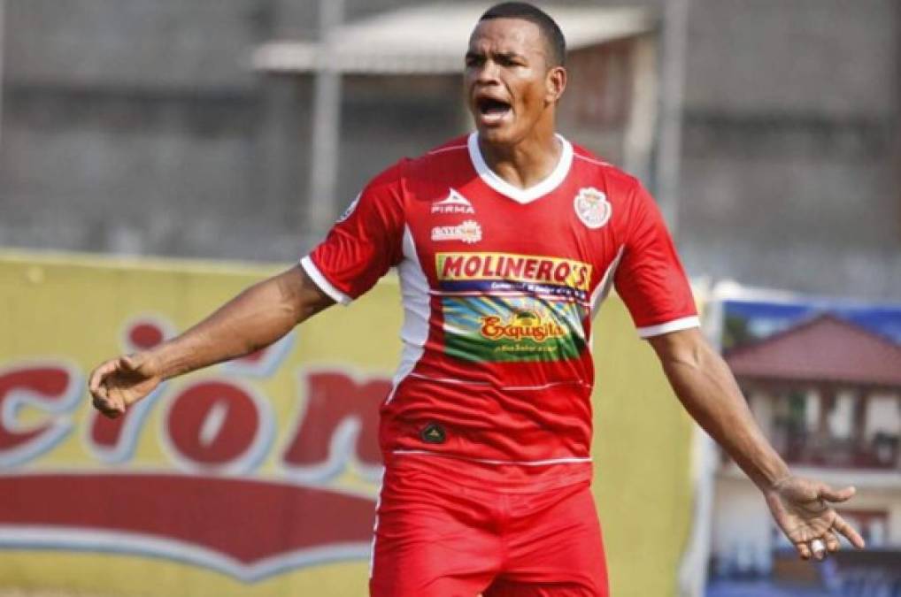 ¿Quién comanda la tabla de goleadores en la Liga Nacional de Honduras?