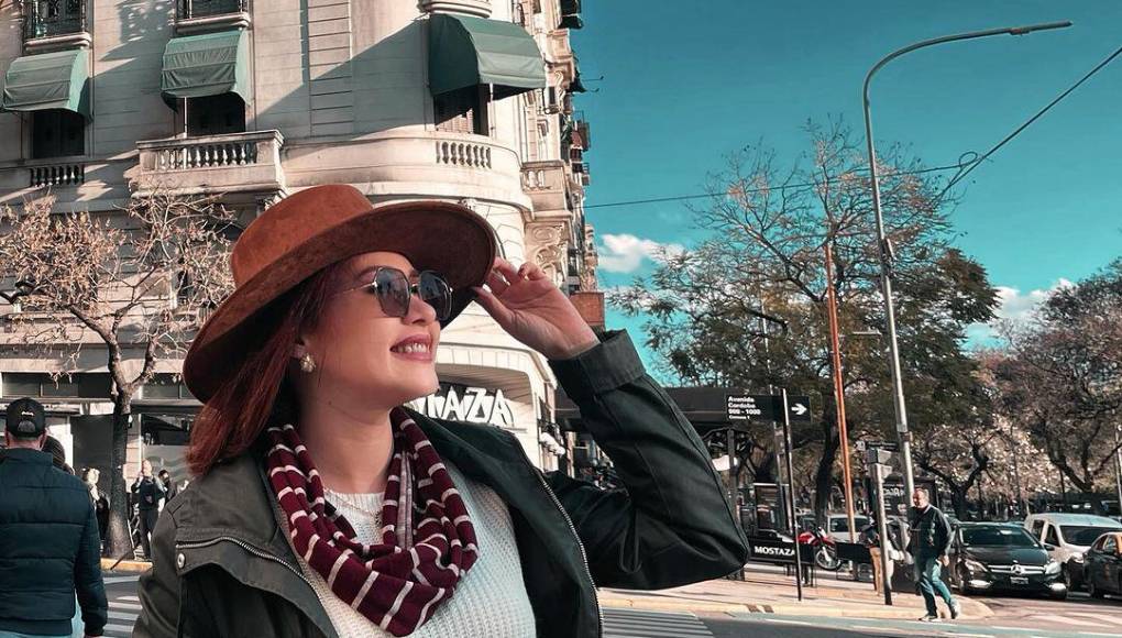 Jennifer Aplicano dice que está “felizmente soltera”, ¿qué pasó con el novio?