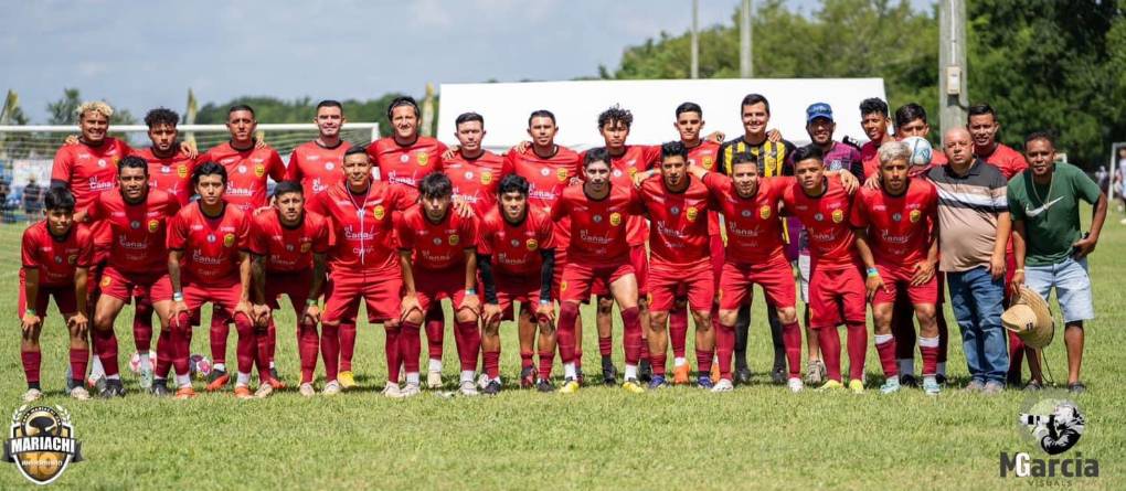 Futbolistas de Liga Nacional y legionarios que se fueron a jugar burocrático a EEUU