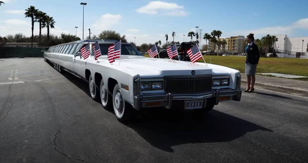 24 ruedas, piscina y helipuerto, así es el auto más largo del mundo