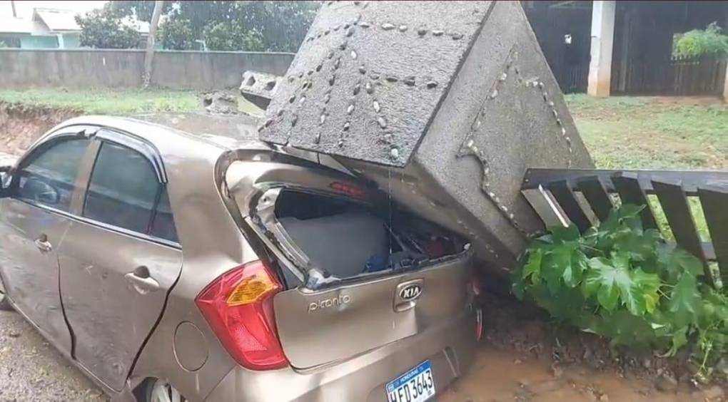 Estragos de las lluvias en Roatán evidencian su vulnerabilidad