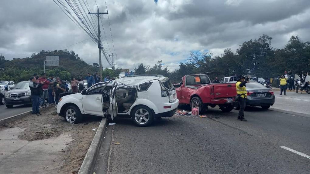 Explosión de llanta y alta velocidad: lo que habría originado accidente en anillo periférico
