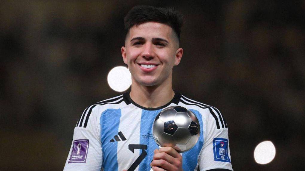 Fichajes: Messi sigue sin definir su futuro, puja por Enzo Fernández y el City busca un crack