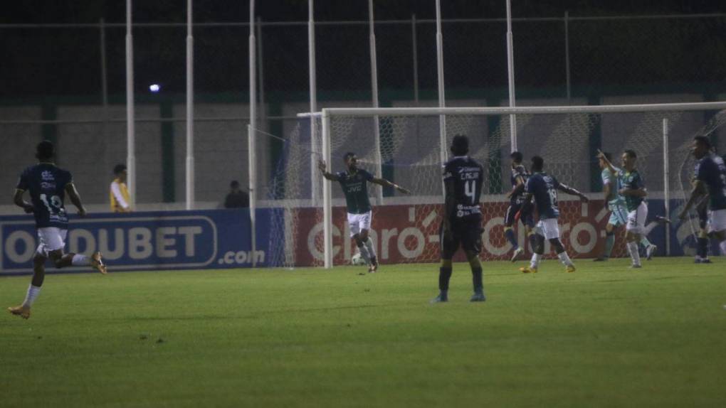 Poca afición, incidentes y triunfo verde: las imágenes del Motagua vs Marathón